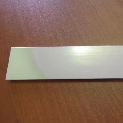 2757 Крышка для зажимного профиля S-40H 3000 мм